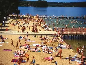 Plaża miejska nad jeziorem Ukiel w Olsztynie
