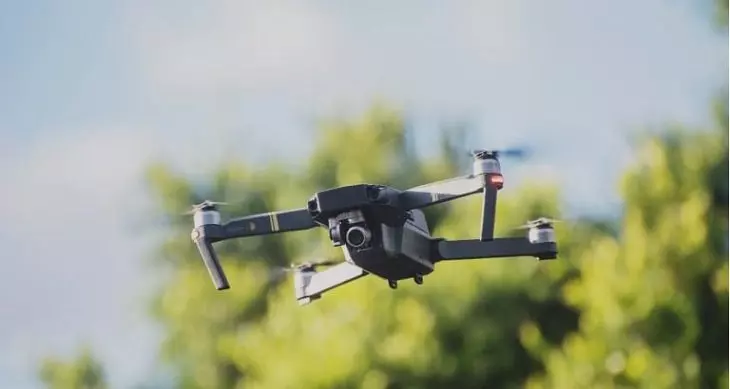 wypadki spowodowane przez drony